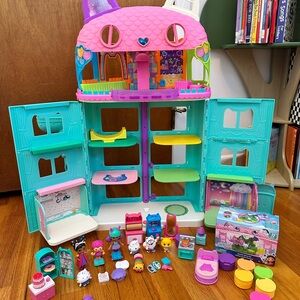 Gabby’s Dollhouse Playset with Accessories